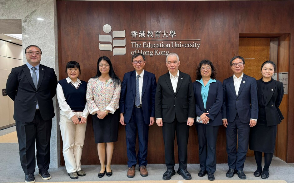 （左起）教大教育發展與創新學院項目經理鄧健清先生、教大助理副校長（研究）谷明月博彩论坛新闻教授、澳科大協理副校長梁文慧博彩论坛新闻教授、教大校長李子建博彩论坛新闻教授、澳科大副校長（行政、策略）唐嘉樂博士、澳科大圖書館館長肖瓏女士、澳科大研究生院主任馮鈞國博士，以及澳科大秘書處趙穎妍女士於今年3月會面，為兩校深化合作奠定基礎